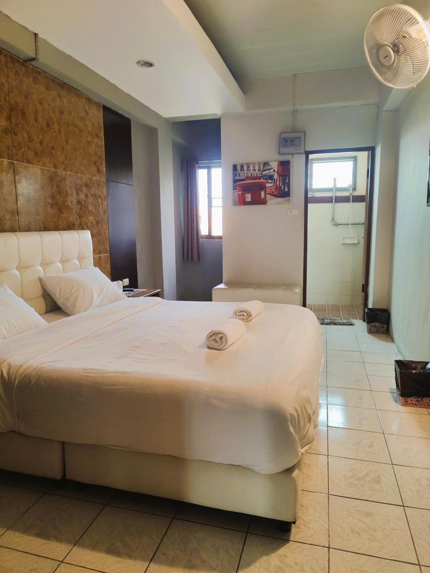 Panda House Chiang Mai Hostel Εξωτερικό φωτογραφία